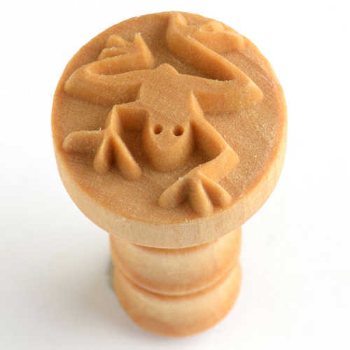SCM - 007 - DANCING FROG  - MEDIUM ROUND STAMP