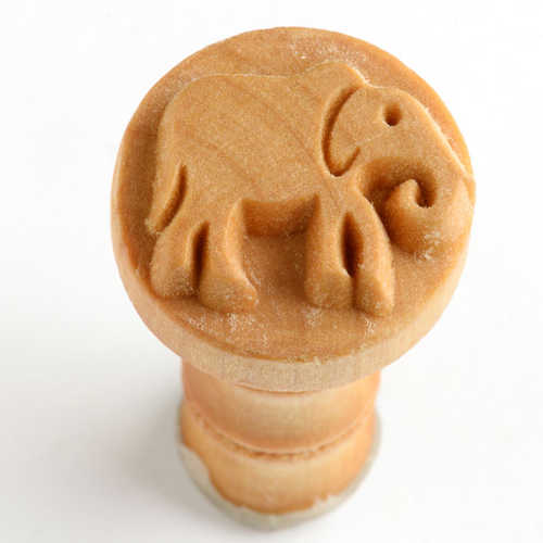 SCM - 147 - ELEPHANT - MEDIUM ROUND STAMP