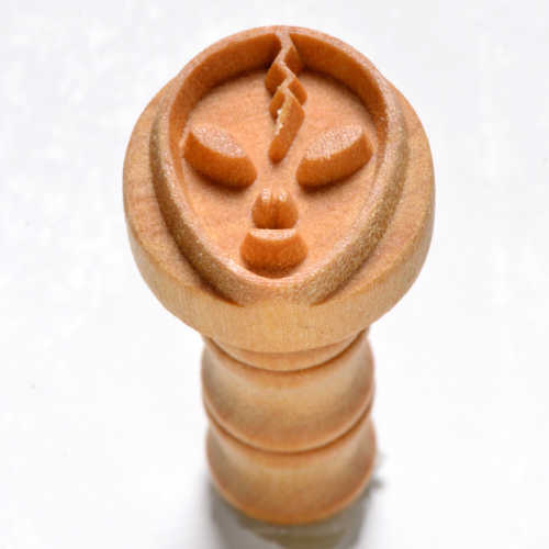 SCM - 205 - ALIEN HEAD - MEDIUM ROUND STAMP