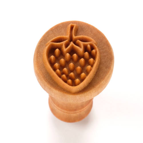 SCM - 303 - STRAWBERRY - MEDIUM ROUND STAMP
