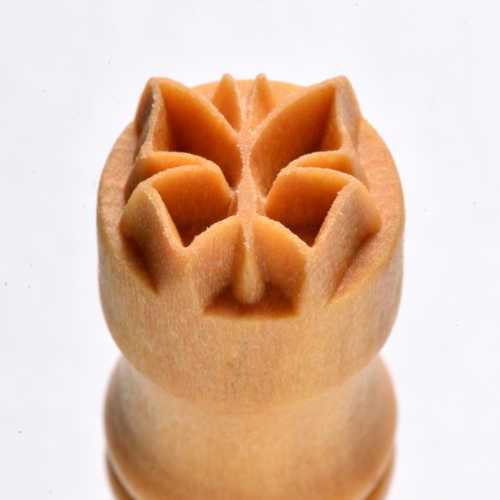 SCS - 015 - BUTTERFLY OUTLINE  - SMALL ROUND STAMP