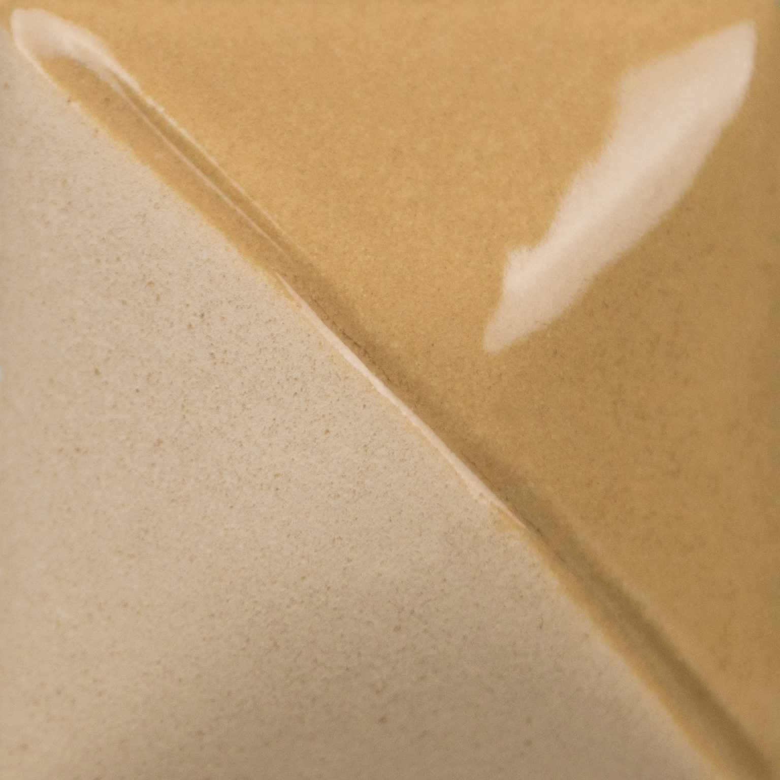 UG030 - SAND - PINT