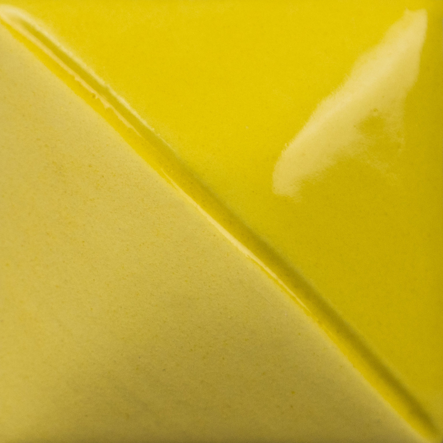 UG046 - BRIGHT YELLOW - 4 OZ